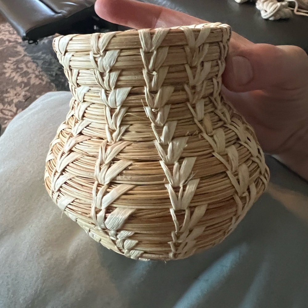 vintage Native American Indian PAPAGO Tohono O’Odham BASKET, orig. tag attached - Picture 2 of 7